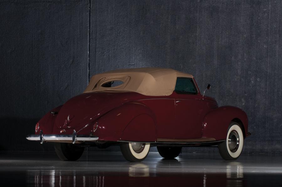  Lincoln Zephyr Convertible Coupe (86H-760(B)) 1938 года  (фото 13 из 36)